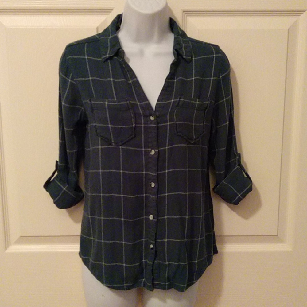 Tinsel Hunter Green with Rolled Sleeve Button Up